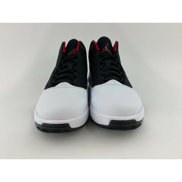 Nike Jordan Max Aura 2 White Black Red Men's Size 11 Shoes Bred - Picture 8 of 12
